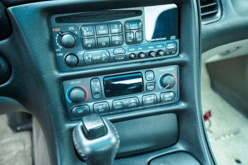 1998 Chevrolet Corvette 5.7L V8 Automatic C5 zum Verkauf (Bild 35 von 110)