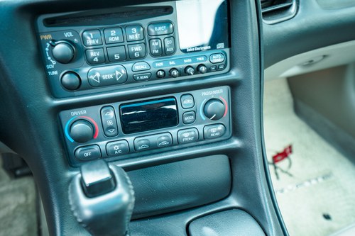 1998 Chevrolet Corvette 5.7L V8 Automatic C5 zum Verkauf (Bild 37 von 110)