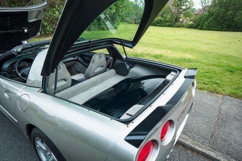 1998 Chevrolet Corvette 5.7L V8 Automatic C5 zum Verkauf (Bild 83 von 110)
