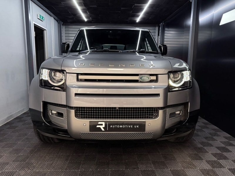2021 Land Rover Defender - 2 2021 Land Rover Defender - 2