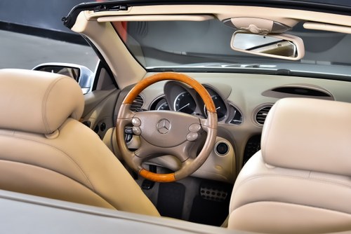 2007 Mercedes-Benz SL550 R230 zum Verkauf (Bild 41 von 134)