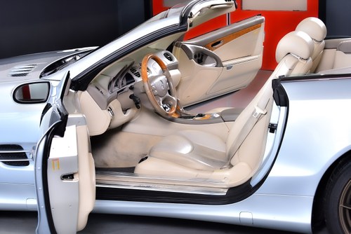 2007 Mercedes-Benz SL550 R230 zum Verkauf (Bild 46 von 134)