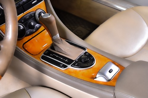 2007 Mercedes-Benz SL550 R230 zum Verkauf (Bild 53 von 134)