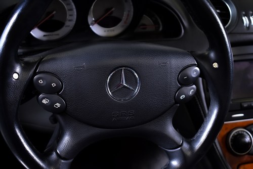 2006 Mercedes-Benz SL55 Convertible R230 zum Verkauf (Bild 44 von 108)