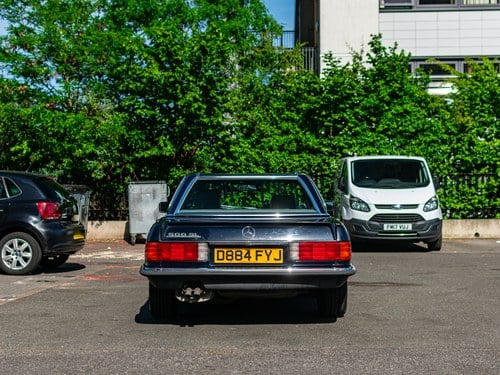 1986 Mercedes-Benz 500SL (R231) à vendre (picture 8 of 112)