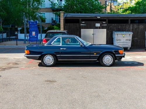 1986 Mercedes-Benz 500SL (R231) à vendre (picture 14 of 112)