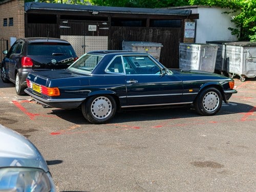 1986 Mercedes-Benz 500SL (R231) à vendre (picture 15 of 112)