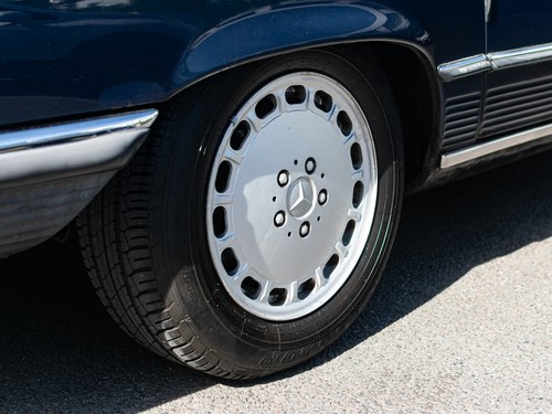 1986 Mercedes-Benz 500SL (R231) à vendre (picture 61 of 112)