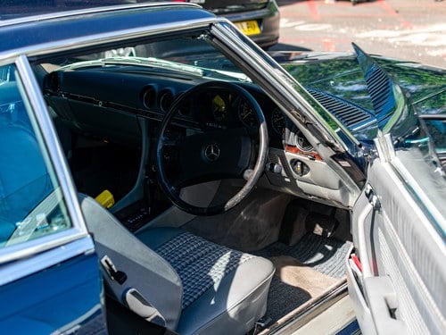 1986 Mercedes-Benz 500SL (R231) à vendre (picture 32 of 112)