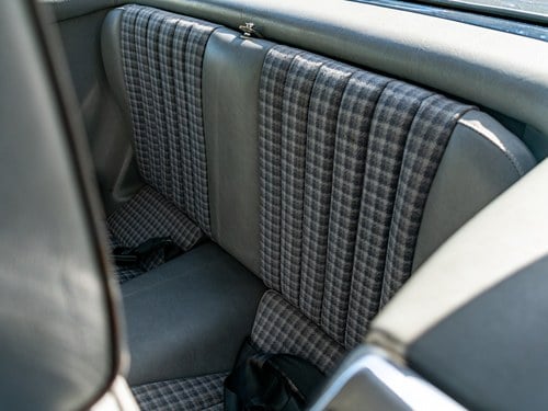 1986 Mercedes-Benz 500SL (R231) à vendre (picture 42 of 112)