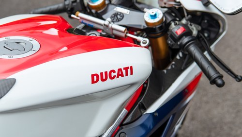 2009 Ducati 1098R Troy Bayliss LE Te koop (foto 64 van 130)
