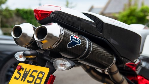 2009 Ducati 1098R Troy Bayliss LE Te koop (foto 79 van 130)