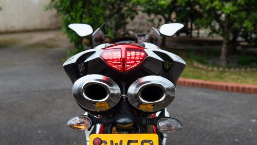 2009 Ducati 1098R Troy Bayliss LE Te koop (foto 99 van 130)