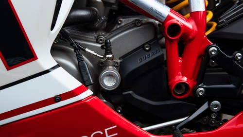 2009 Ducati 1098R Troy Bayliss LE Te koop (foto 111 van 130)