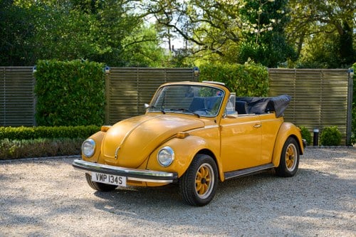 1977 Volkswagen Beetle 1303 S Karmann Cabriolet à venda (imagem 2 de 144)