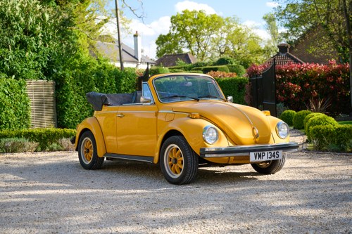 1977 Volkswagen Beetle 1303 S Karmann Cabriolet à venda (imagem 1 de 144)