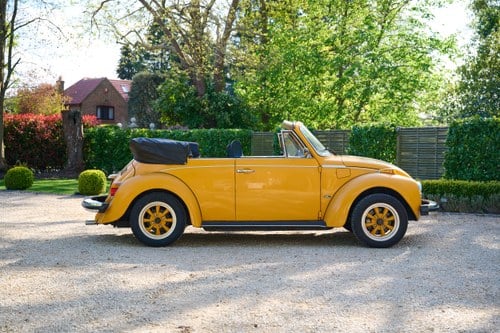 1977 Volkswagen Beetle 1303 S Karmann Cabriolet à venda (imagem 5 de 144)