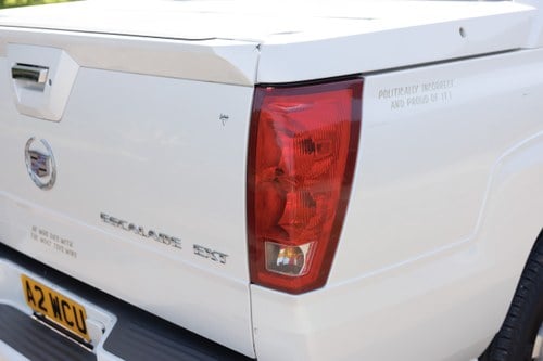 2002 Cadillac Escalade EXT For Sale (picture 134 of 188)