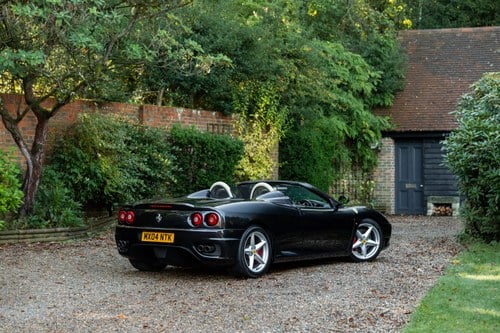 2004 Ferrari 360 Spider zum Verkauf (Bild 2 von 222)