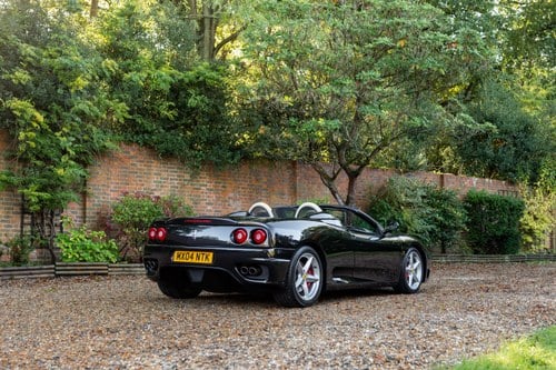 2004 Ferrari 360 Spider zum Verkauf (Bild 5 von 222)