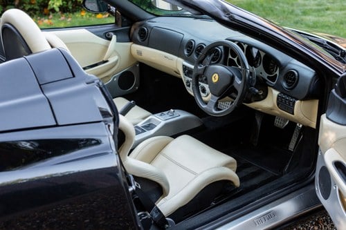 2004 Ferrari 360 Spider zum Verkauf (Bild 8 von 222)