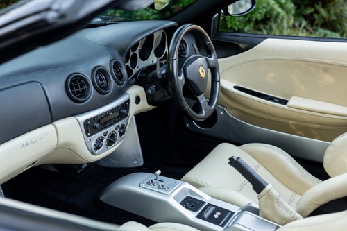 2004 Ferrari 360 Spider zum Verkauf (Bild 98 von 222)