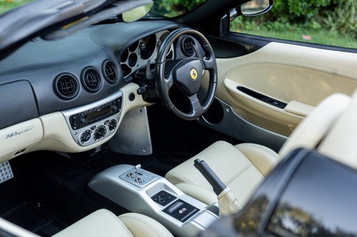 2004 Ferrari 360 Spider zum Verkauf (Bild 114 von 222)
