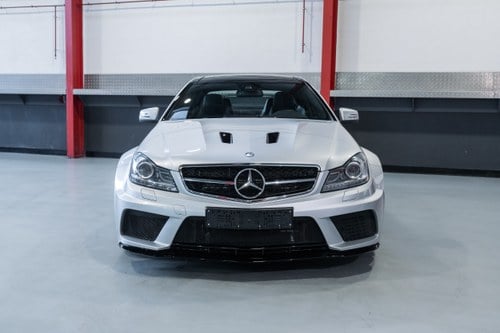 2012 Mercedes-Benz C63 AMG Black Series W204 zum Verkauf (Bild 4 von 115)