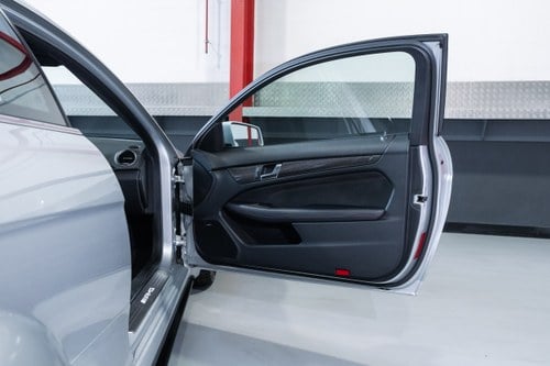 2012 Mercedes-Benz C63 AMG Black Series W204 zum Verkauf (Bild 29 von 115)