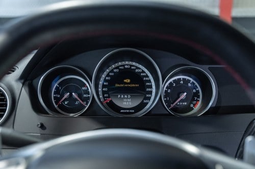 2012 Mercedes-Benz C63 AMG Black Series W204 zum Verkauf (Bild 51 von 115)