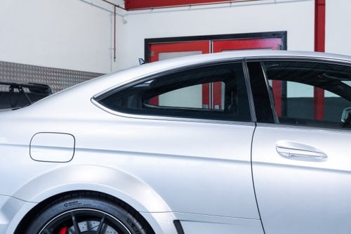 2012 Mercedes-Benz C63 AMG Black Series W204 zum Verkauf (Bild 79 von 115)
