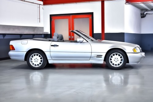 1998 Mercedes-Benz SL500 R129 till salu (bild 9 av 106)