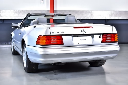1998 Mercedes-Benz SL500 R129 till salu (bild 14 av 106)