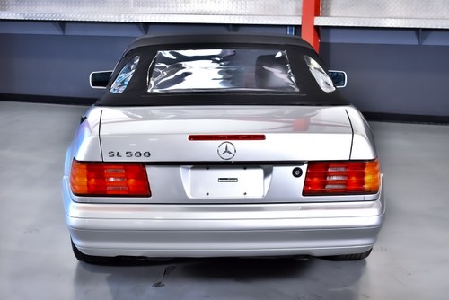 1998 Mercedes-Benz SL500 R129 till salu (bild 23 av 106)