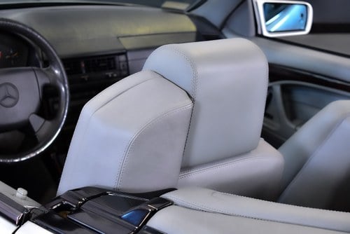 1998 Mercedes-Benz SL500 R129 till salu (bild 39 av 106)