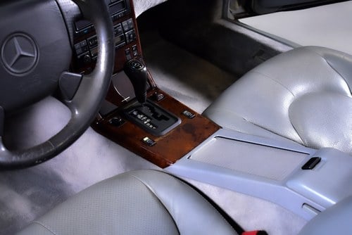 1998 Mercedes-Benz SL500 R129 till salu (bild 42 av 106)