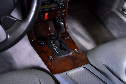 1998 Mercedes-Benz SL500 R129 till salu (bild 44 av 106)