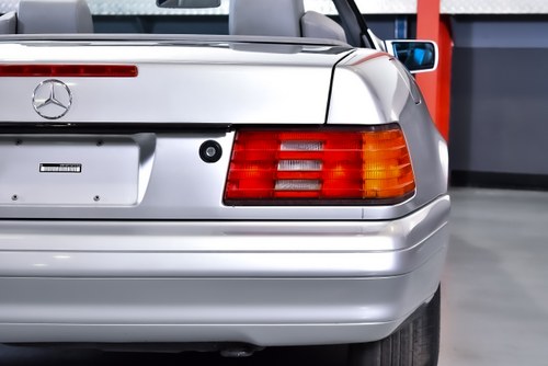 1998 Mercedes-Benz SL500 R129 till salu (bild 95 av 106)