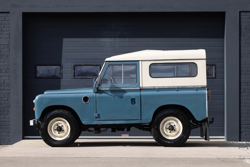 1975 Land Rover Series III 88" For Sale (picture 2 of 183)