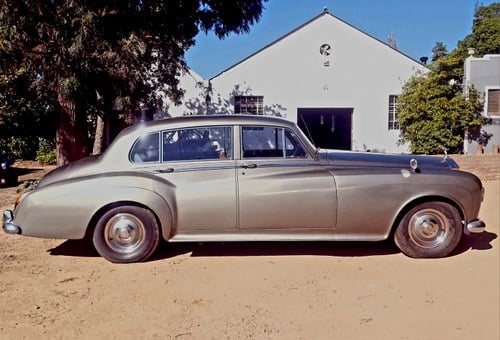 1965 Rolls-Royce Silver Cloud III Long Wheelbase Limousine by Mulliner Park Ward zum Verkauf (Bild 5 von 44)