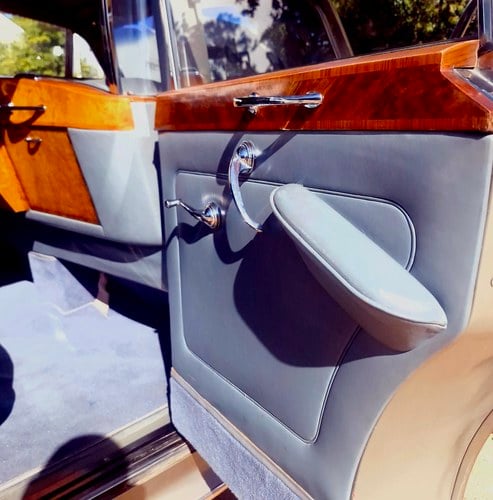 1965 Rolls-Royce Silver Cloud III Long Wheelbase Limousine by Mulliner Park Ward zum Verkauf (Bild 16 von 44)