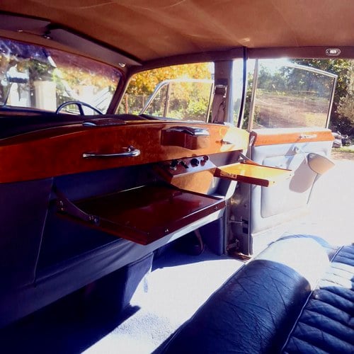1965 Rolls-Royce Silver Cloud III Long Wheelbase Limousine by Mulliner Park Ward zum Verkauf (Bild 21 von 44)
