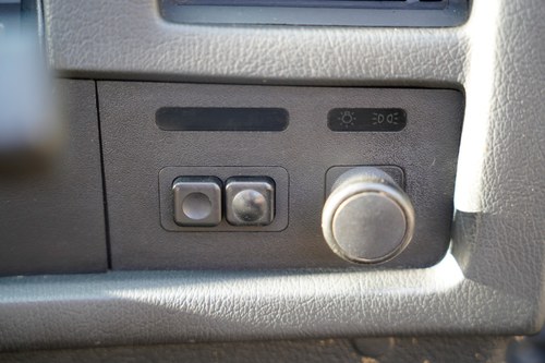 1990 BMW 325i Convertible E30 Te koop (foto 61 van 141)