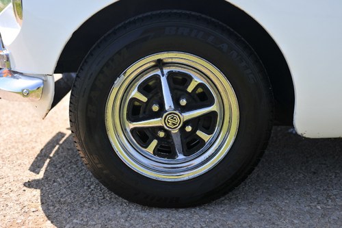 1972 MG MGB Roadster RHD For Sale (picture 13 of 146)