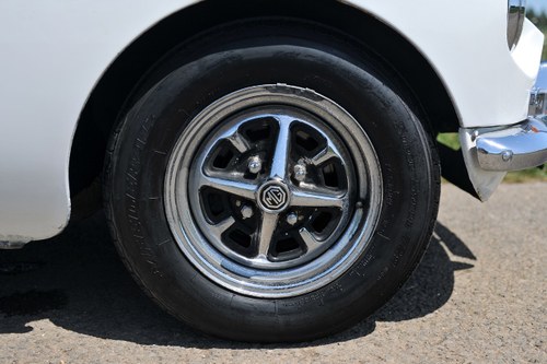 1972 MG MGB Roadster RHD For Sale (picture 16 of 146)