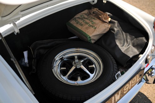 1972 MG MGB Roadster RHD For Sale (picture 53 of 146)