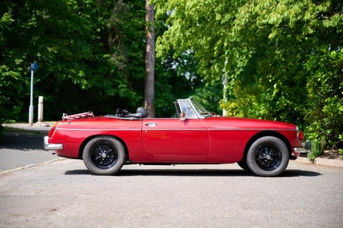 1973 MGB Roadster till salu (bild 11 av 198)