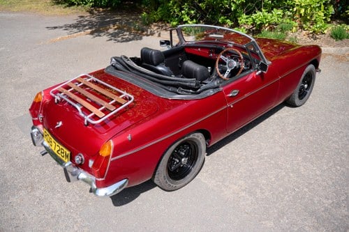 1973 MGB Roadster till salu (bild 12 av 198)