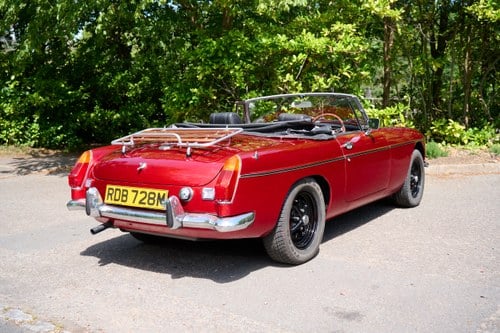 1973 MGB Roadster till salu (bild 15 av 198)