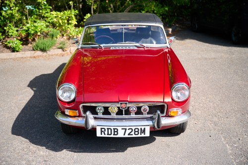 1973 MGB Roadster till salu (bild 25 av 198)